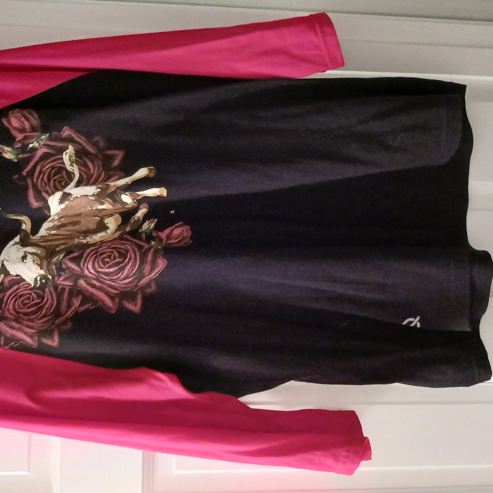 Women's Pink and Black Jersey Top